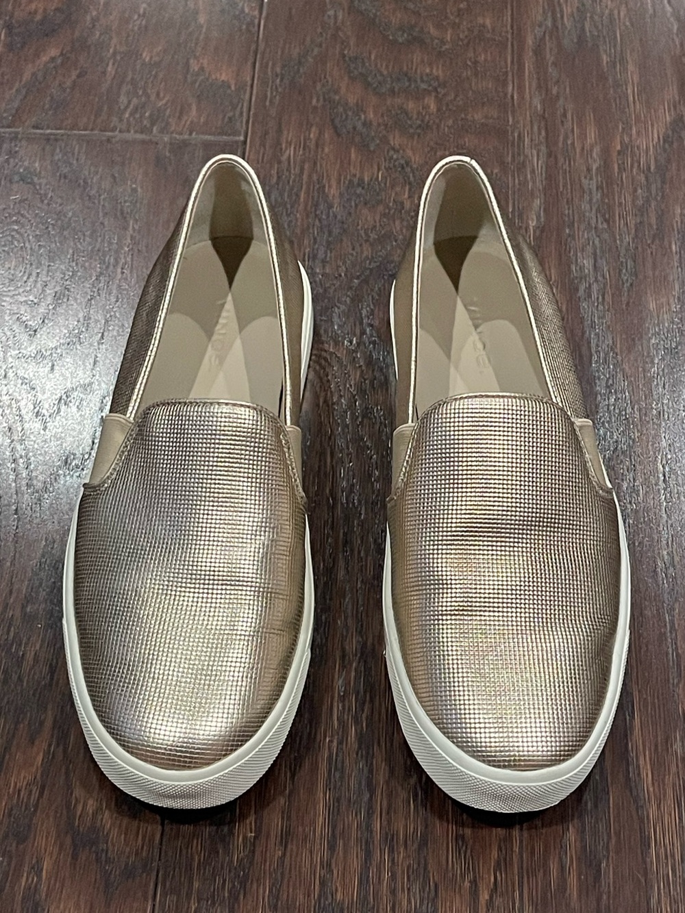 VINCE Women Rose Gold Metallic Casual Slip-On Sneaker Shoes Size 7M